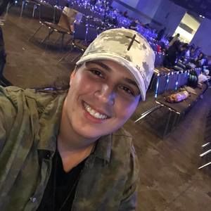 Meet your Posher, Karina